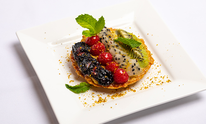 Tarte aux fruits et aux pistaches