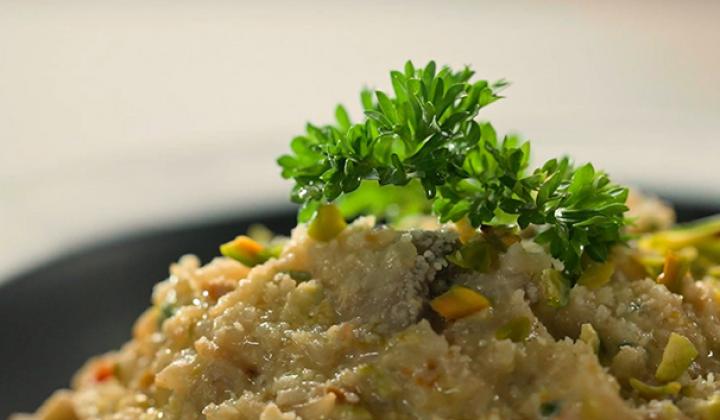 Risotto de riz brun et de quinoa aux pistaches