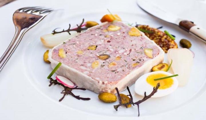 Pâté de porc de campagne et pistaches 