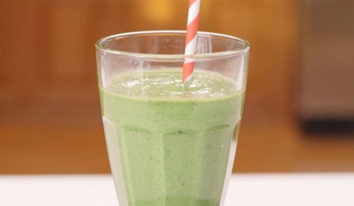 Smoothie vert à la pistache