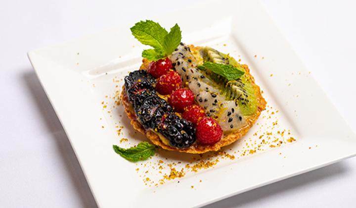 Tarte aux fruits et aux pistaches